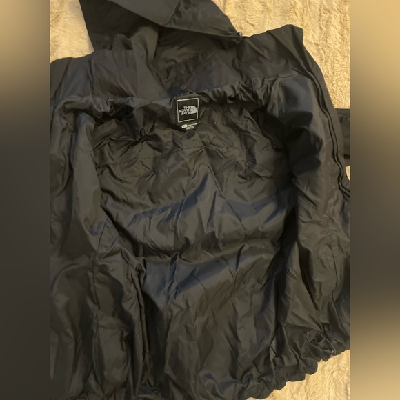 North face Hyvent women’s Medium jacket - Picture 8 of 11